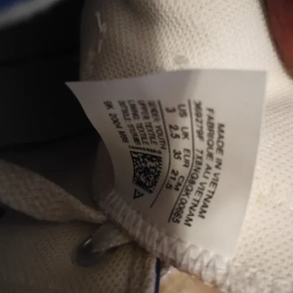 Converse  Sneakers Classic Tie Dye Canvas Low-Top - Picture 2 of 13